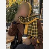 شال پاییزه پلیسه دو تیکه دور گان دار و منگوله مهره ای سایز 198 در 75 سانتیمتر